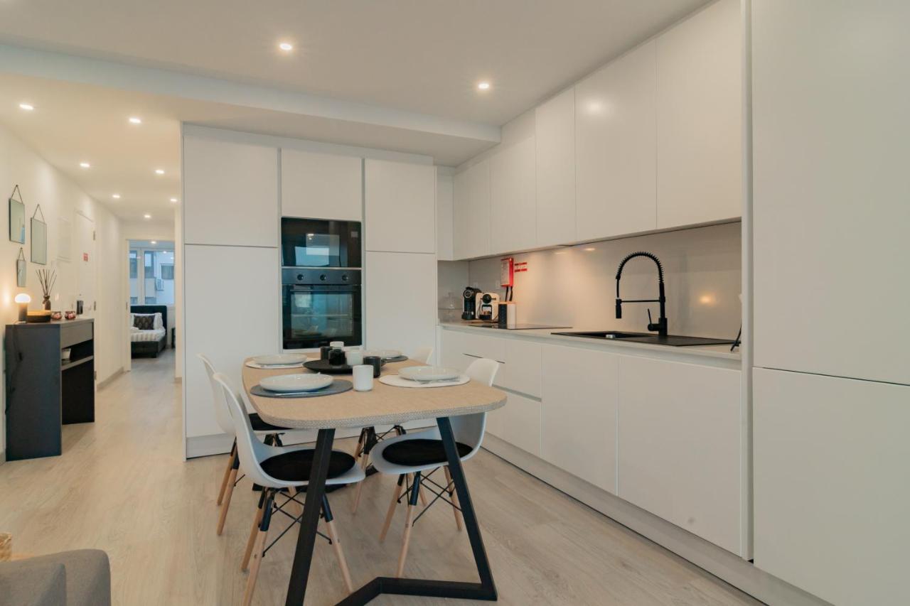 Stylish Apartment W/ River View By Lovelystay Oeiras Eksteriør bilde